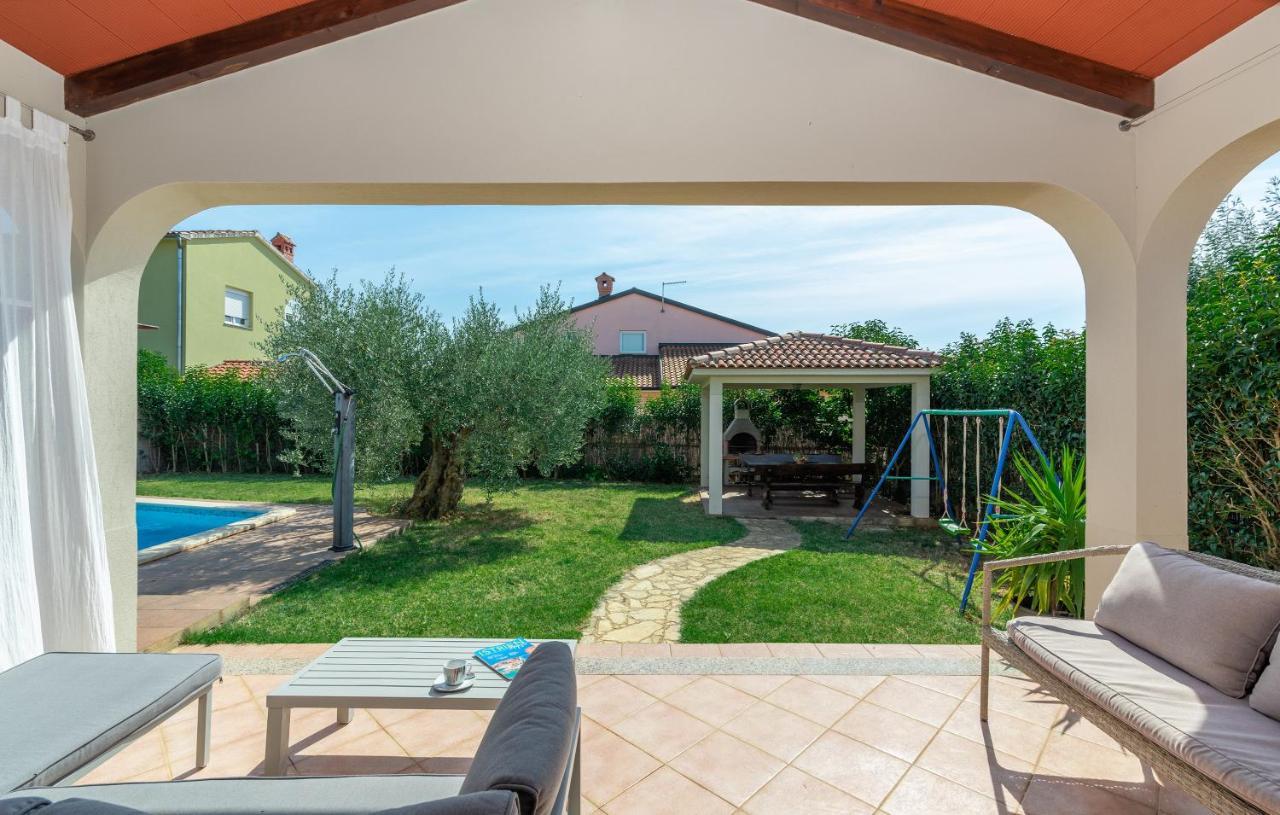 Villa Lucas Novigrad  Exterior photo